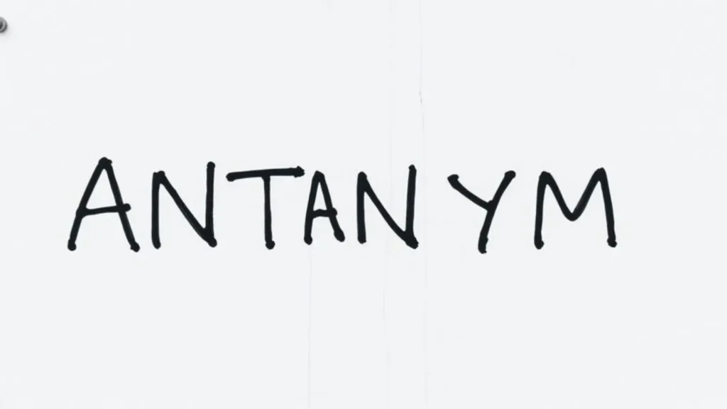 antonym suppress